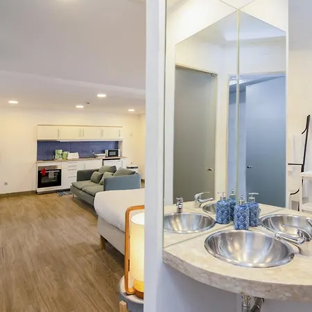 Apartment Downtown Blue
