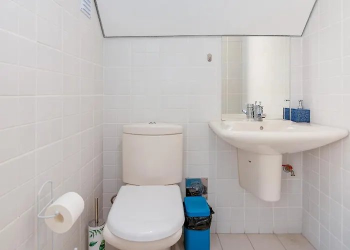 Downtown Blue * Σετούμπαλ